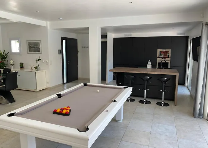 Aureliana Вілла Сен-Рафаель